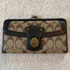 Coach wallet